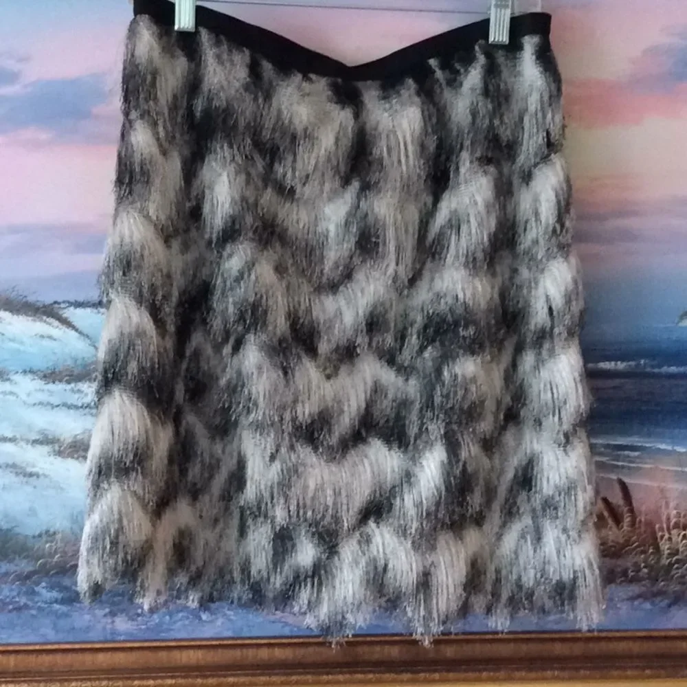💞ANN TAYLOR💞fringe mini skirt